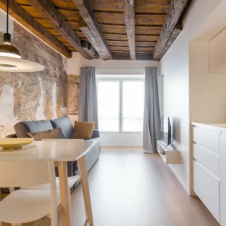 Affresco Apartment